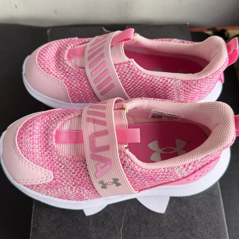 Under Armour Kids Pink UA GINF Surge 3 Slip - Picture 5 of 6